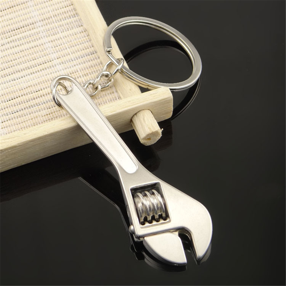 Creative Pliers Wrench Hammer  - đánh giá và giá Heavy Equipment Keychain